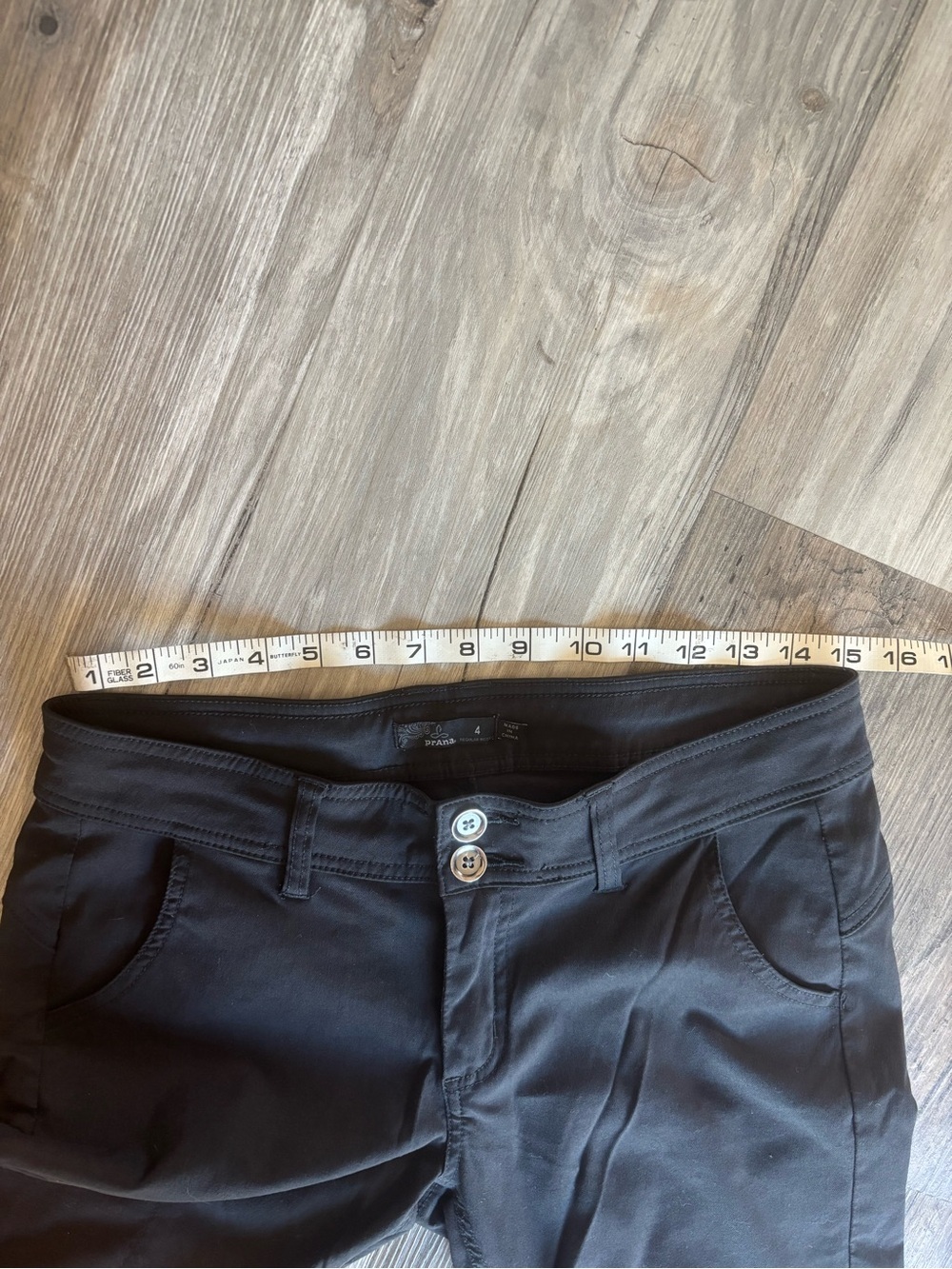 Prana Women’s Black Cargo Stretch Pants - Picture 6 of 9